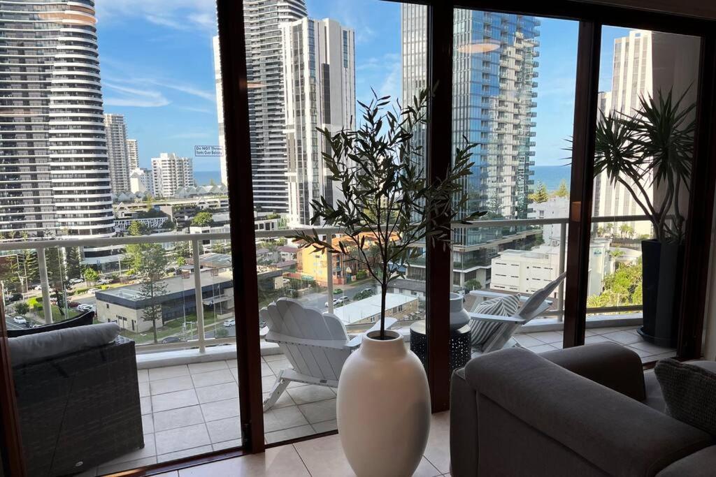 Private Sky Terrace Classic Penthouse 2 Car Parks Appartement Gold Coast Buitenkant foto